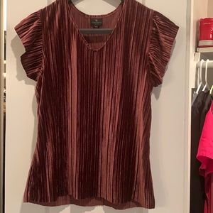 Worthington v-neck cut pleaded blouse